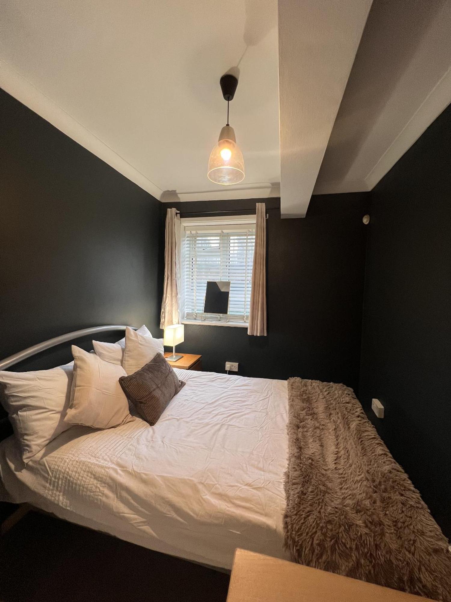Glazebrook London