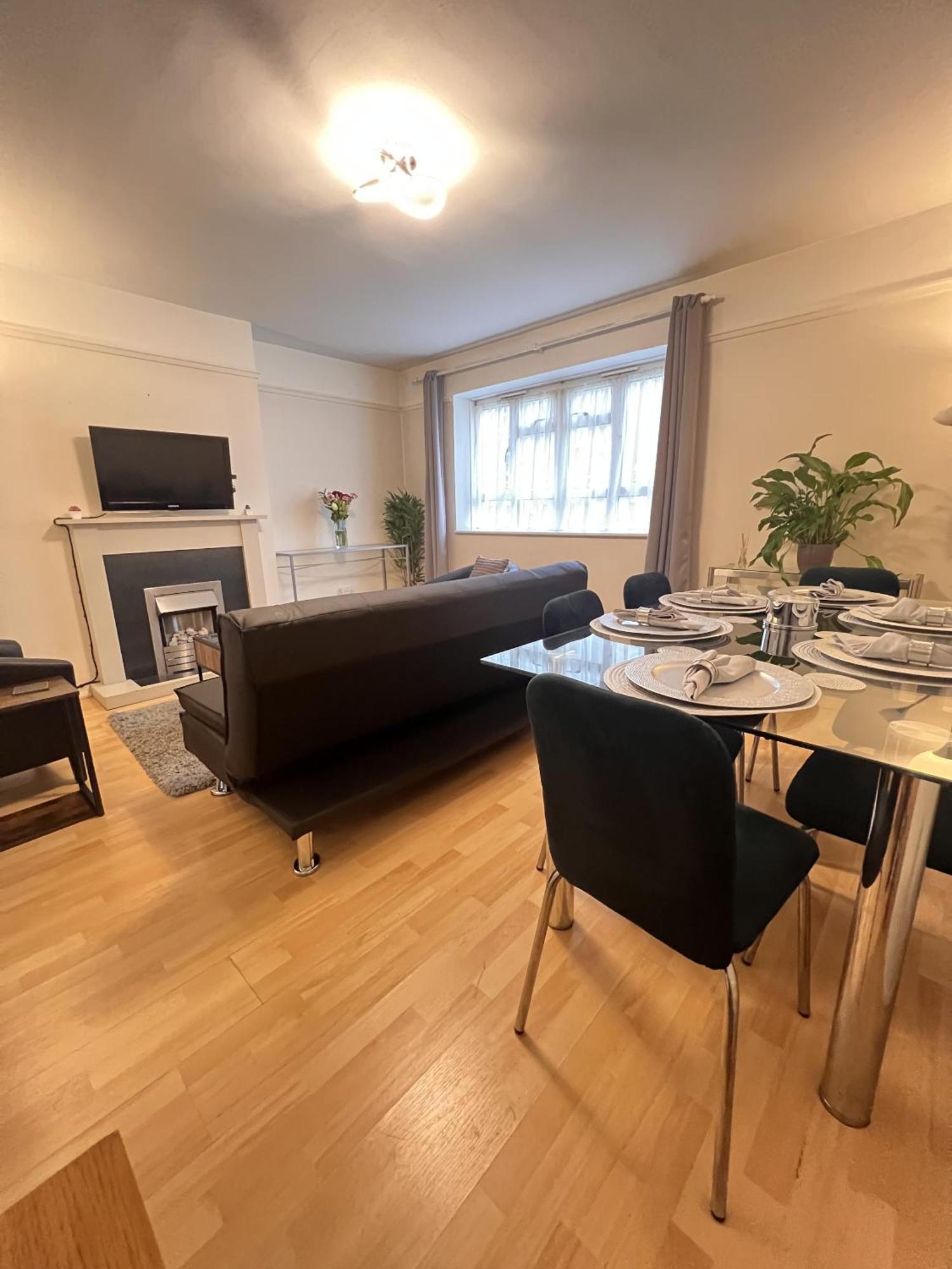 Glazebrook London