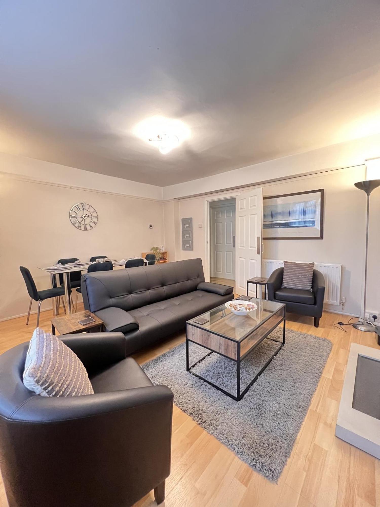 Glazebrook London