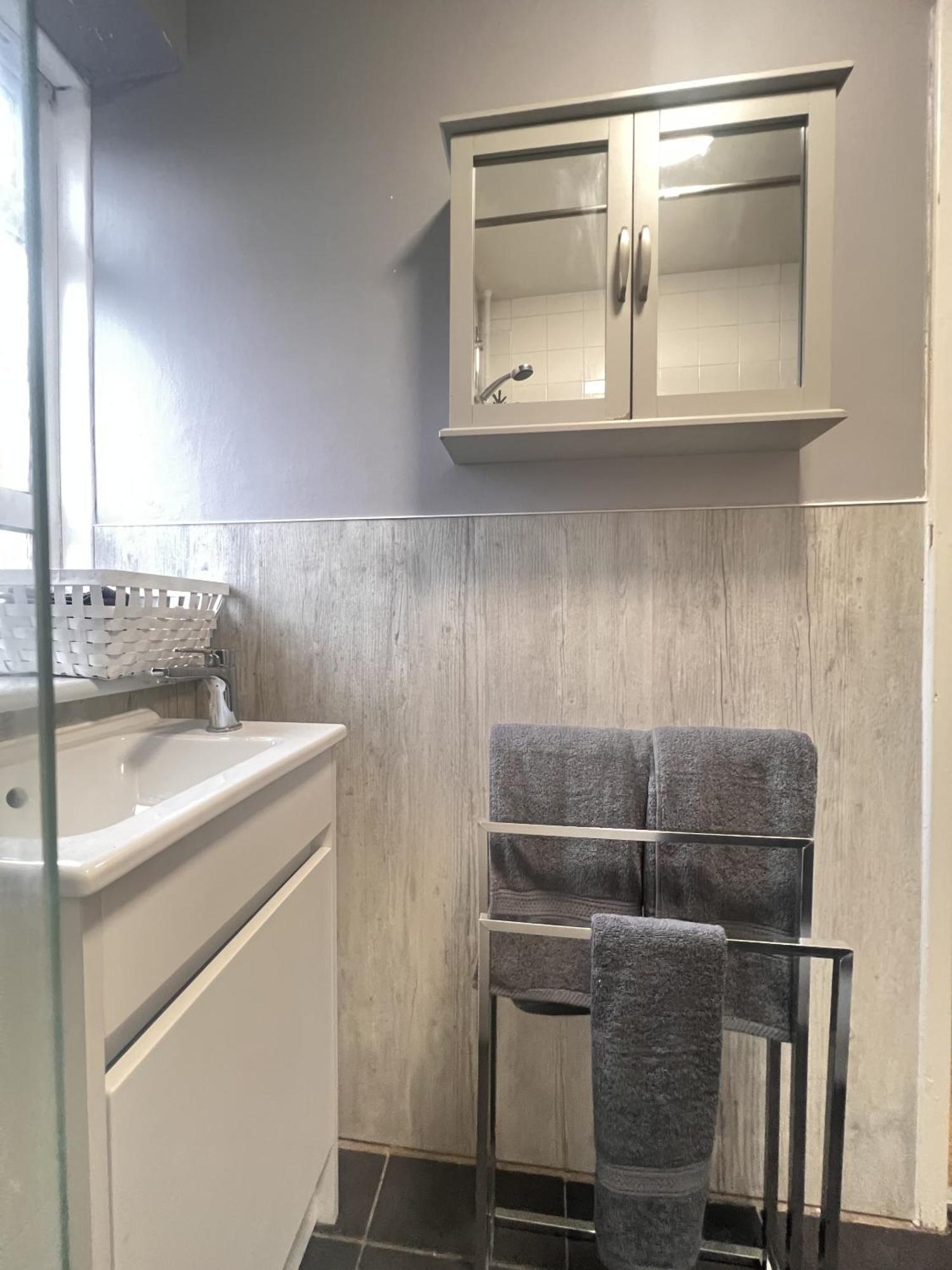 Apartment Glazebrook London